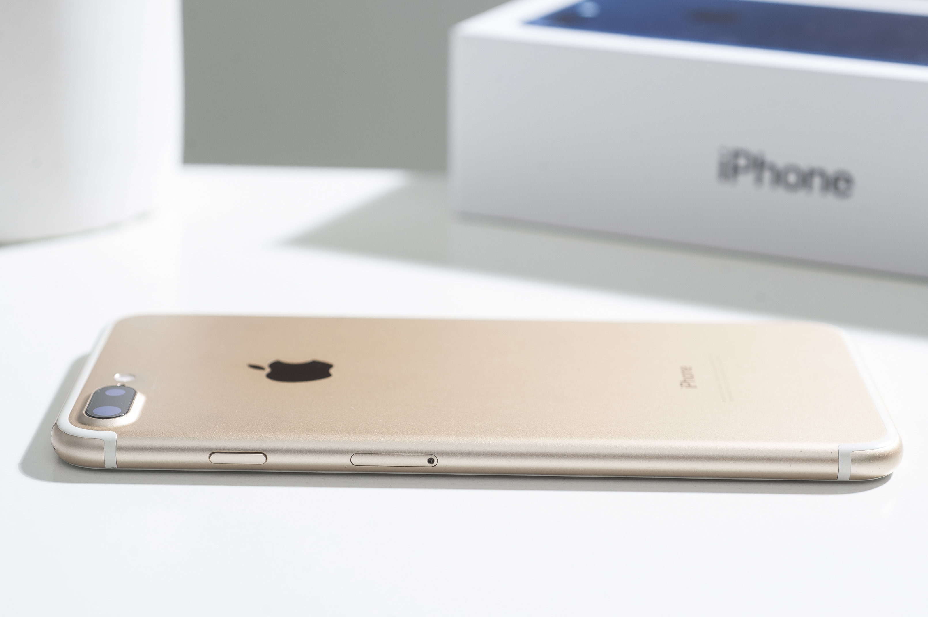 iPhone 7 Plus 128GB Gold (MN4Q2) б/у